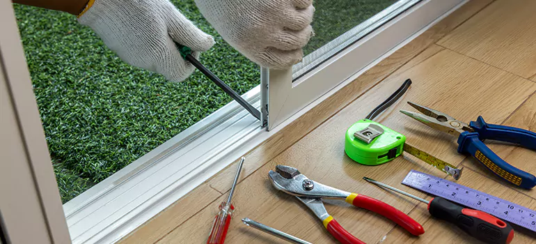 Window Hinge Repair in Winter Garden, FL